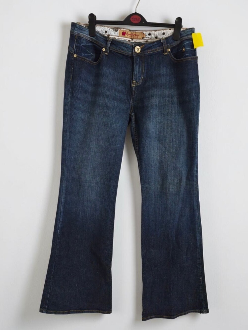 Vintage Apple Bottoms Y2K Bootcut Jeans Size 15/16 Dark Wash Rhinestone Logo - Picture 2 of 9